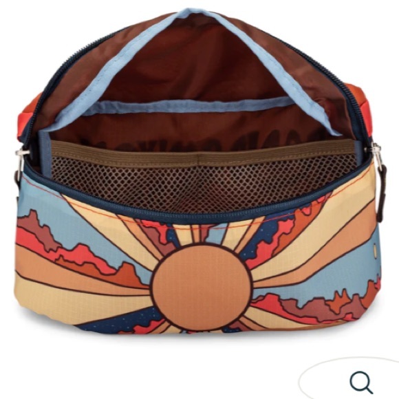 NWT Grand Canyon Hip pack - Picture 5 of 6